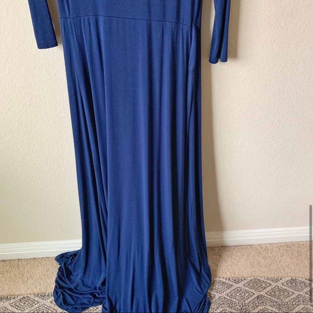 Lulu’s Navy Blue Wrap Maxi Dress Size S - Picture 6 of 12